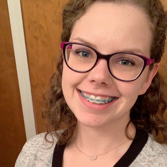 Meet your Posher, Ashley - Picture 6 of 6